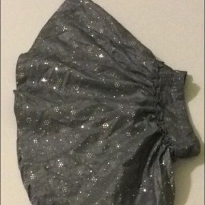 Girls (5y) grey glitter skirt
